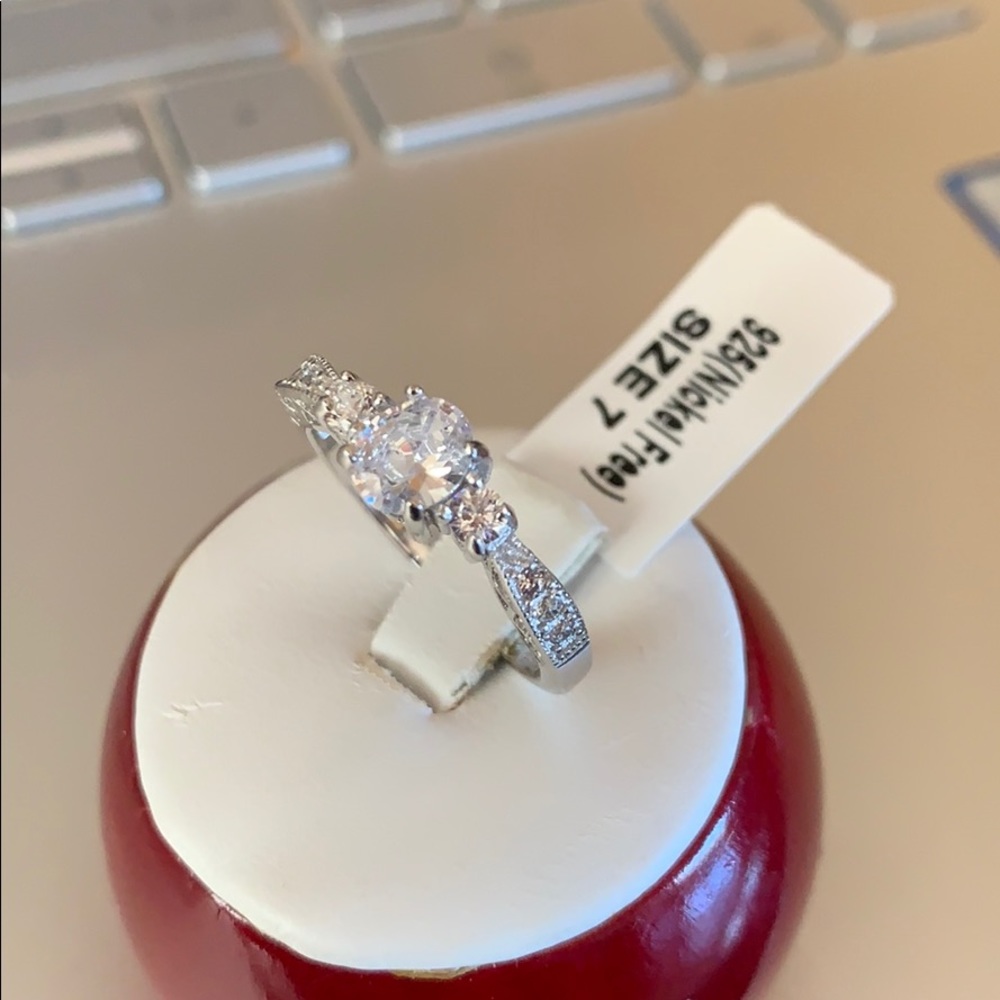 0.50ct Oval cut Engagement Ring Promise Ring - Picture 5 of 12